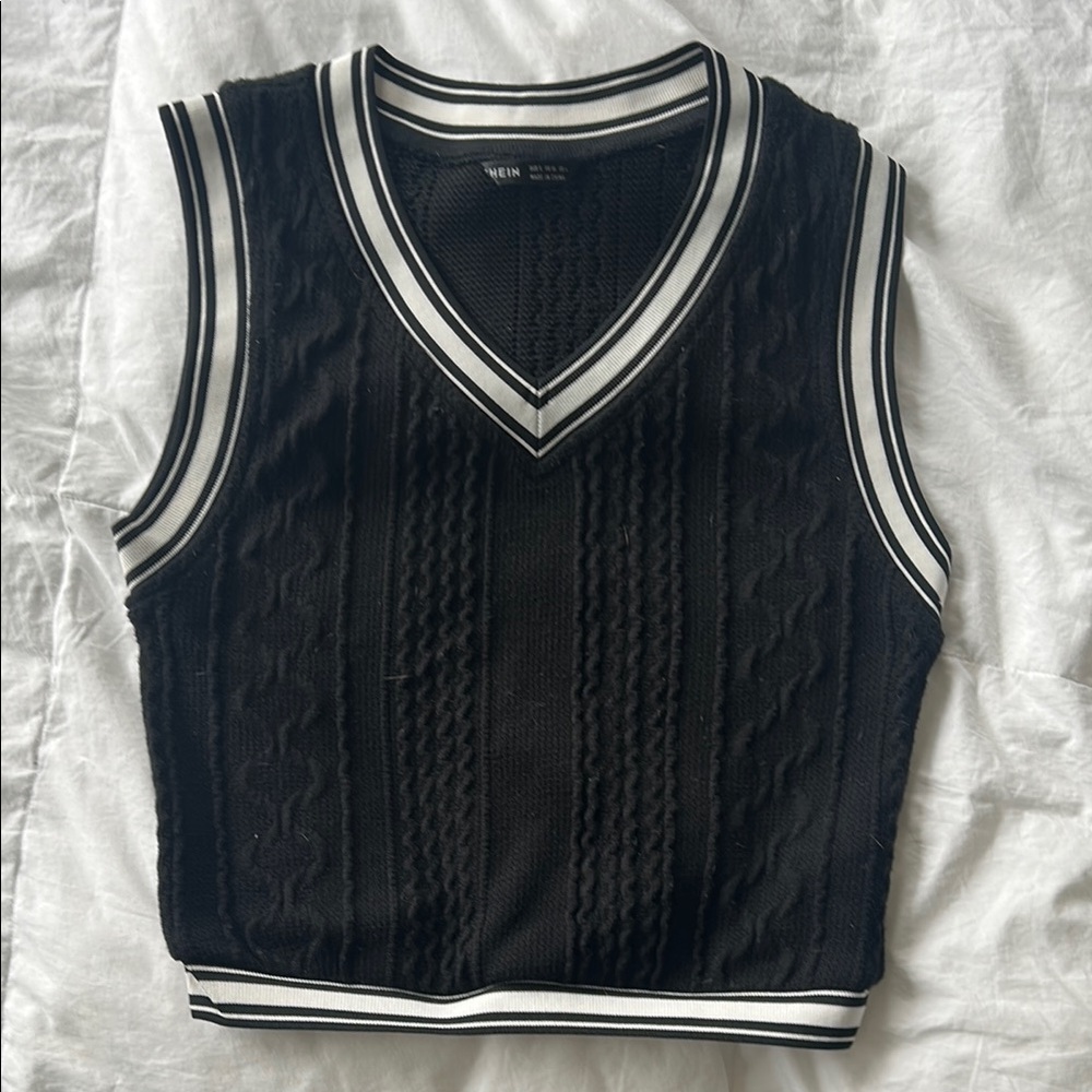 SHEIN Black and White Striped Knit Vest